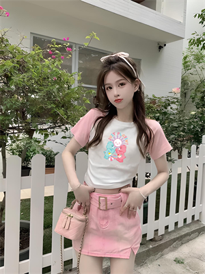 Just Play In Pembe Reglan Kol Beyaz Crop