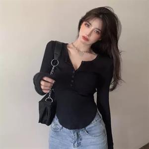 Kawaii Düğme Detay Geniş Yaka Siyah Uzun Kol Bluz