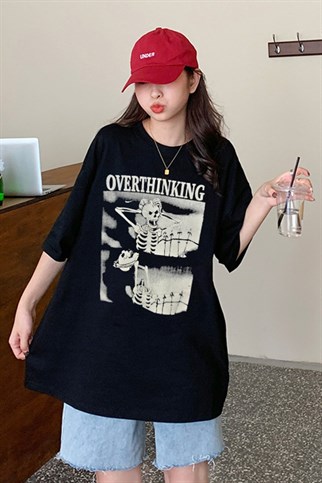 Siyah Renk Overthinking Iskelet Baskılı Geniş Kesim Unisex T-shirt