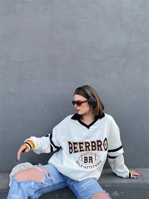 Sokak Tarzı Beyaz Beerbro Nakışlı Kabartma  Sweatshirt
