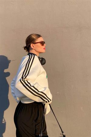 Sokak Tarzı Beyaz Strygole Oversize Unisex Sweatshirt