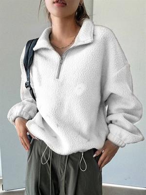 Streetwear Detail Peluş Fermuarlı Beyaz Ceket