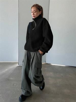 Streetwear Detail Peluş Fermuarlı Siyah Ceket