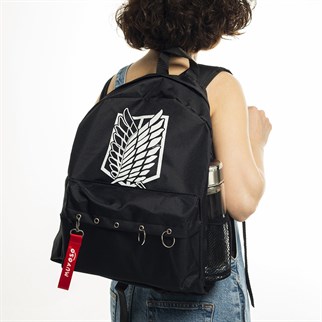 Touz Anime Attack On Titan Laptop Sırt Çantası Piersingli