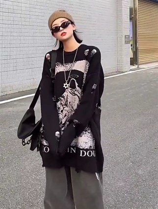 Touz Harajuku Priest Salvation Printed Siyah Unisex Yırtıklı Triko Kazak