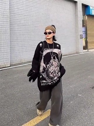 Touz Harajuku Priest Salvation Printed Siyah Unisex Yırtıklı Triko Kazak