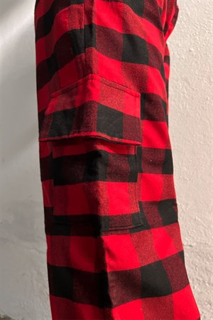Y2K UNİSEX BELİ LASTİKLİ KARGO CEP DETAYLI KIRMIZI SİYAH EKOSE PANTOLON