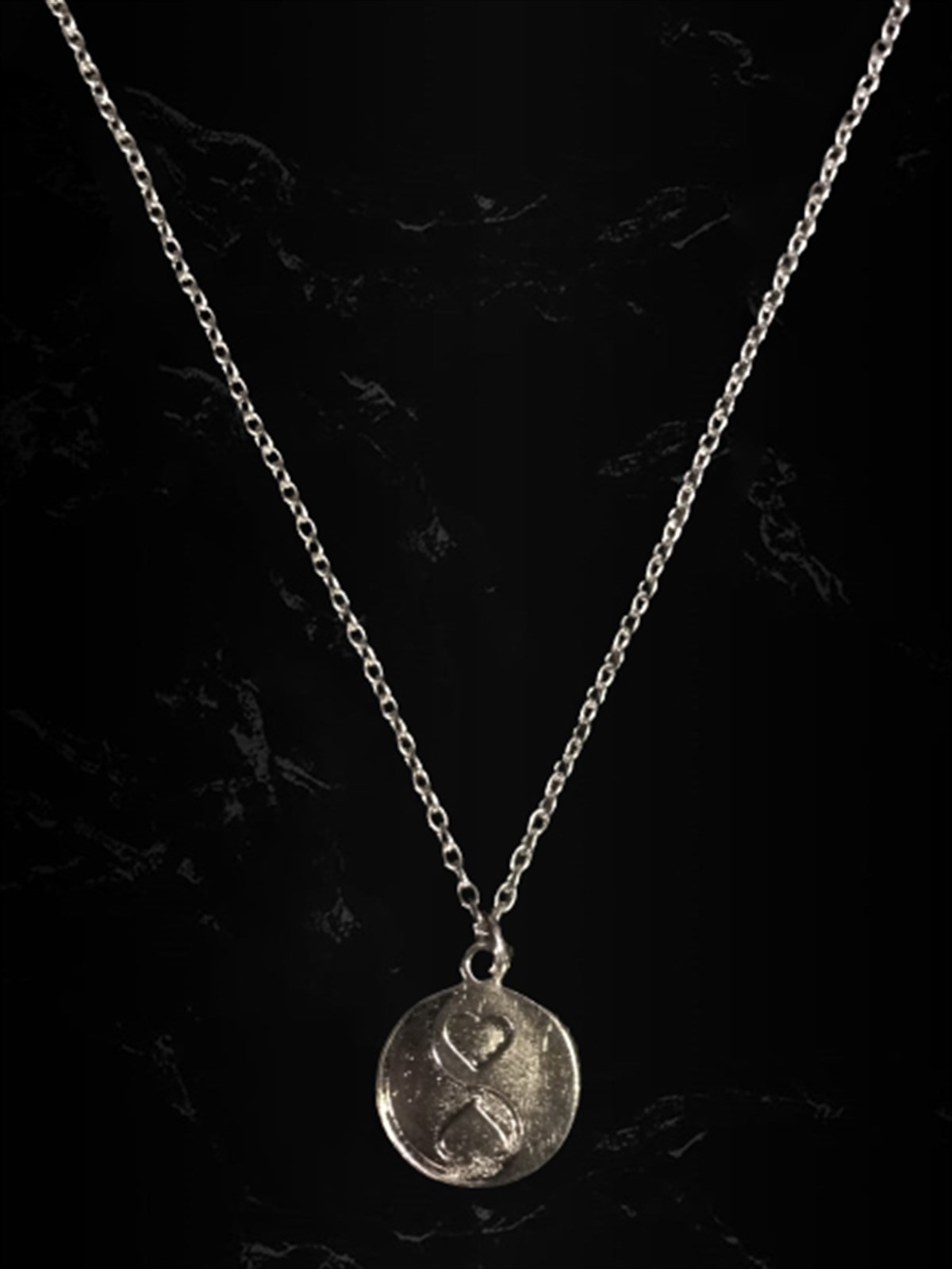 Balance and Heart Necklace Kolye