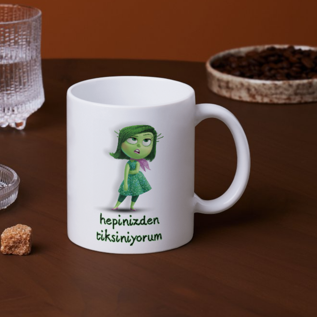 Beyaz Ters Yüz Hepinizden Tiksiniyorum  Kupa