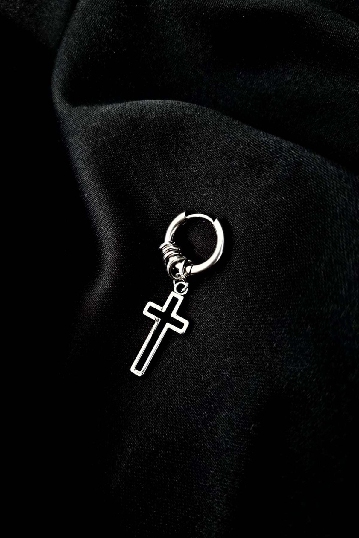 Gothic Gümüş Rengi Haç Detay Küpe