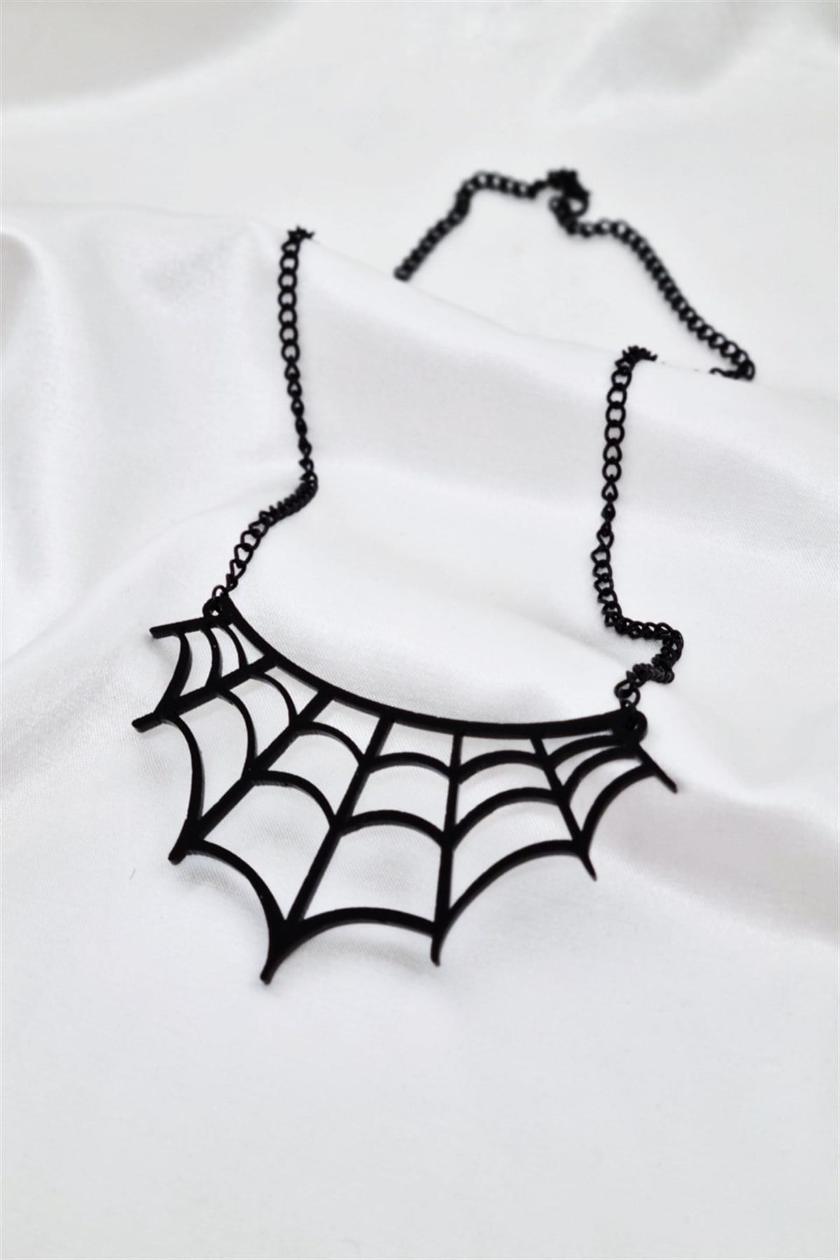 Gothic Örümcek Ağı Kolye