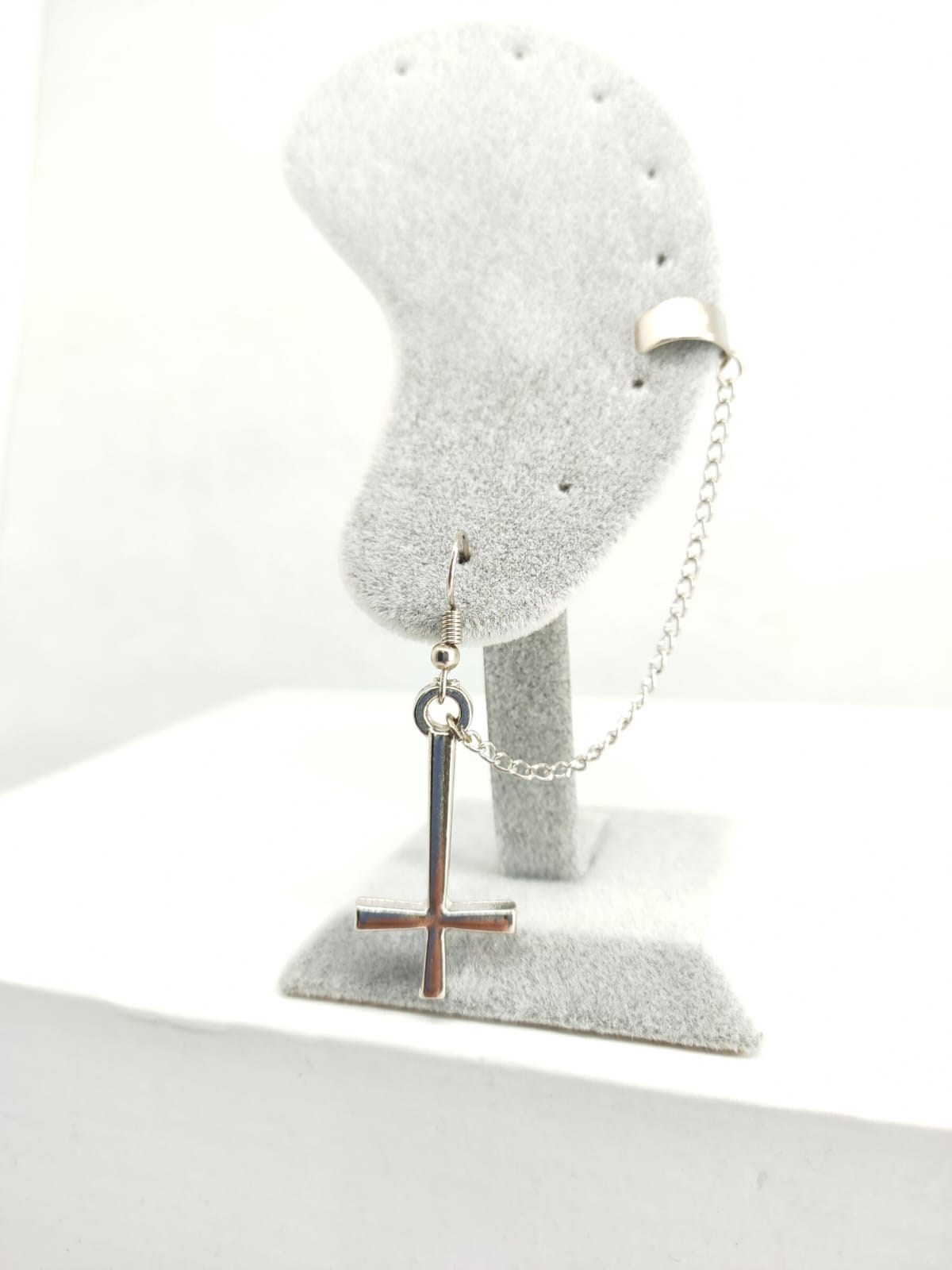 Gothic Punk Cross Uzun Zincirli Haç simge Küpe