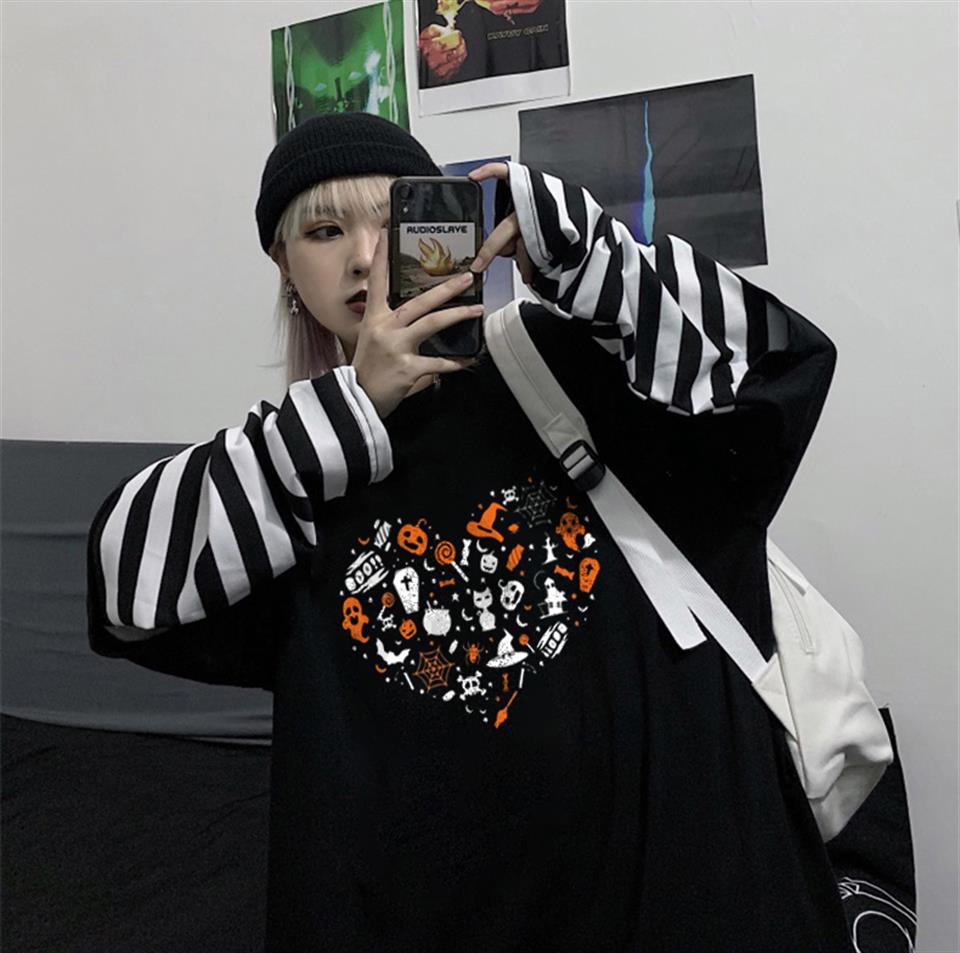 Halloween Heart Baskılı Fake Sleeves Unisex Siyah T-shirt