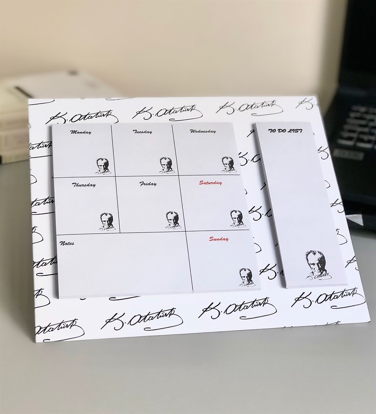 Mustafa Kemal Atatürk Tasarımlı Haftalık Planner
