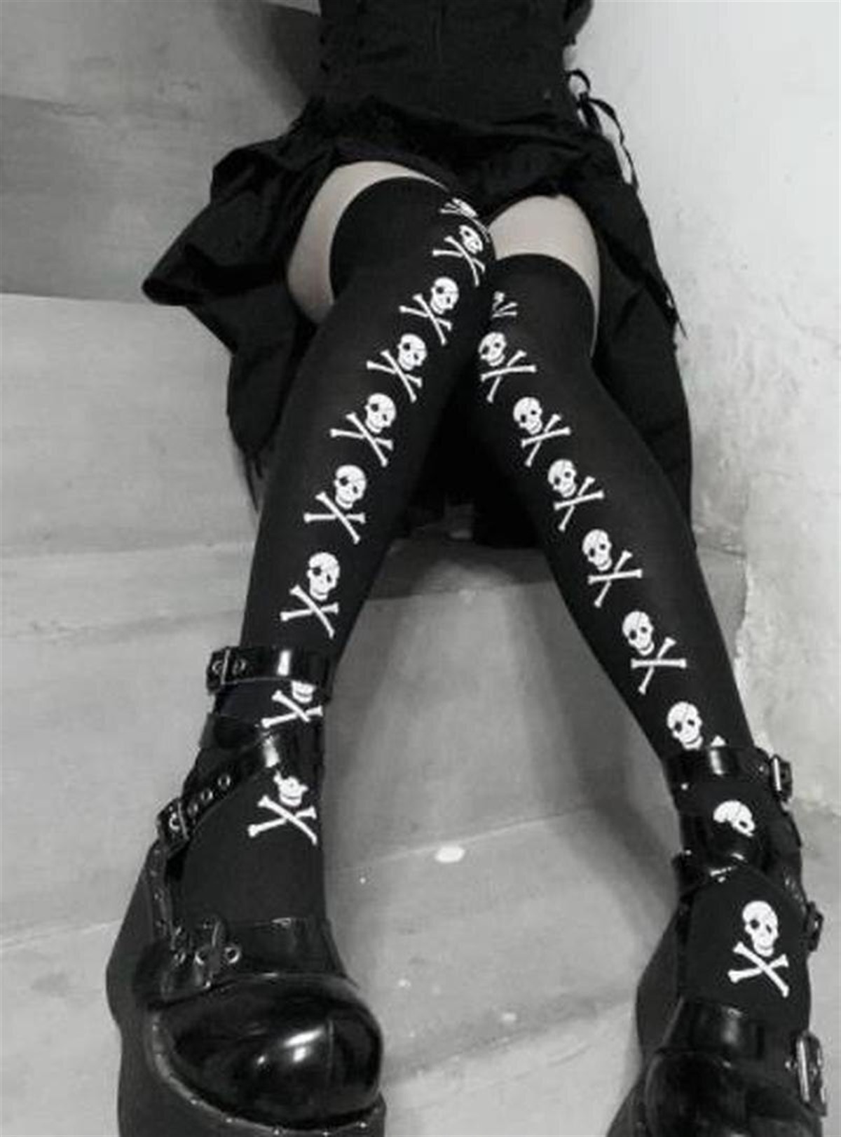 Skull Dizüstü Gothic Çorap