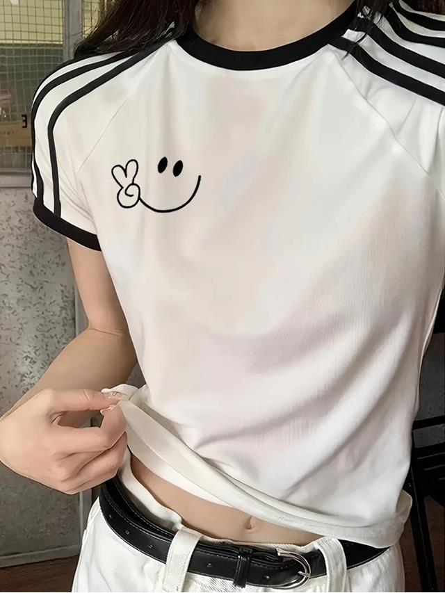 Smile Baskılı Şeritli Bluz Body Crop
