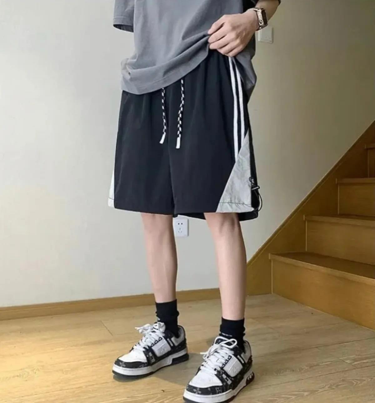 Streetwear Paraşüt Kumaş Şort