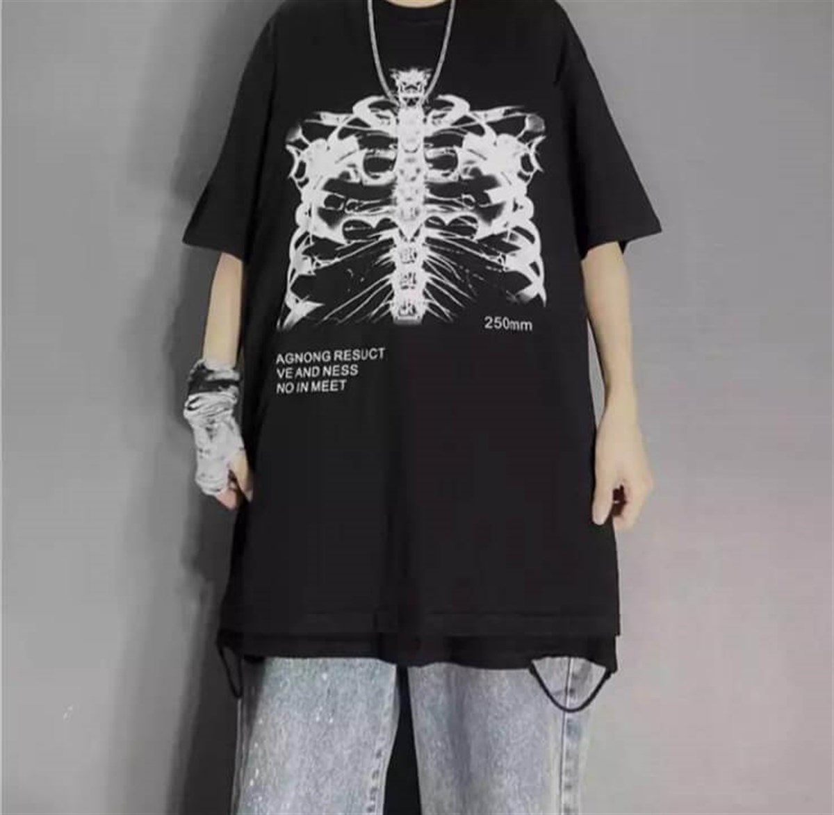 Touz Agnong Resuct Unisex T-shirt