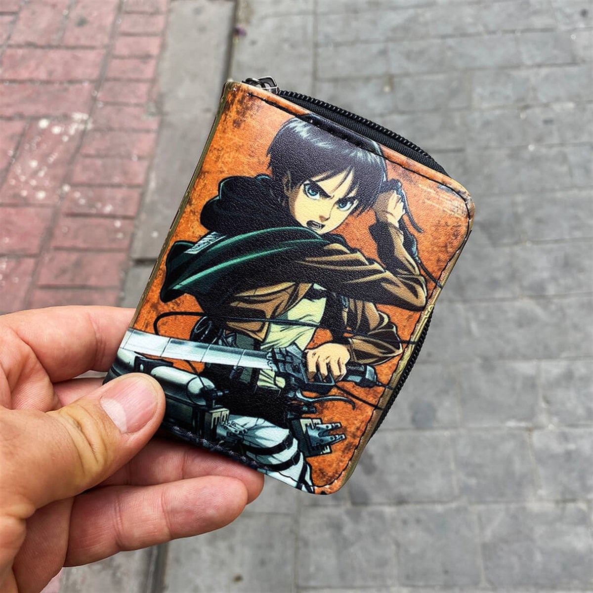 Touz Attac On Titan Levi Colour Cüzdan