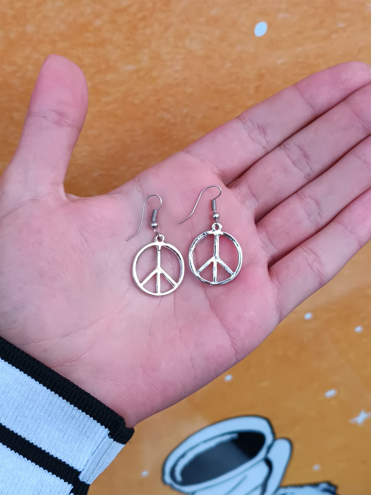 Touz Gothic Big Peace Symbol Çift Küpe