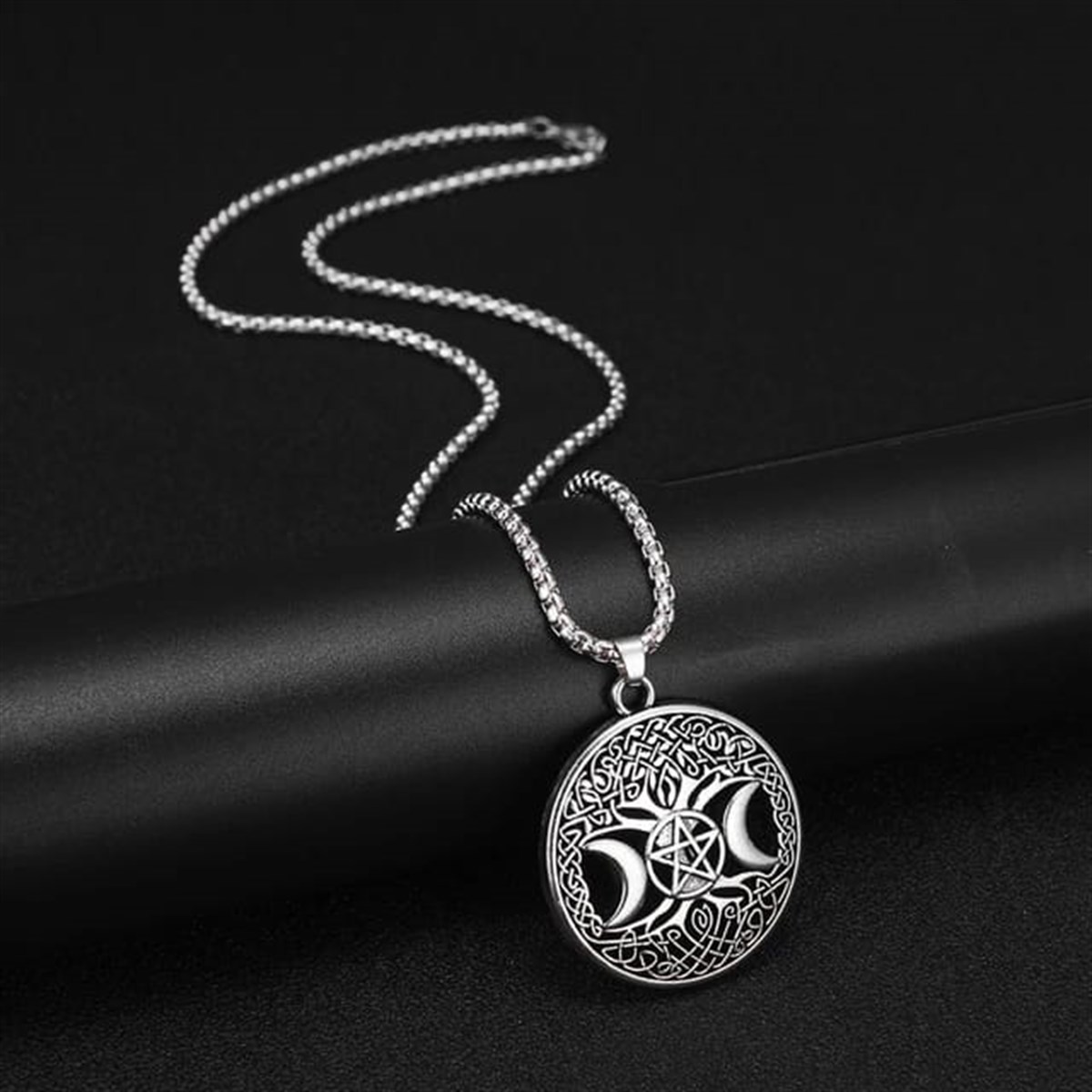 Touz Gothic Moons & Star Kolye