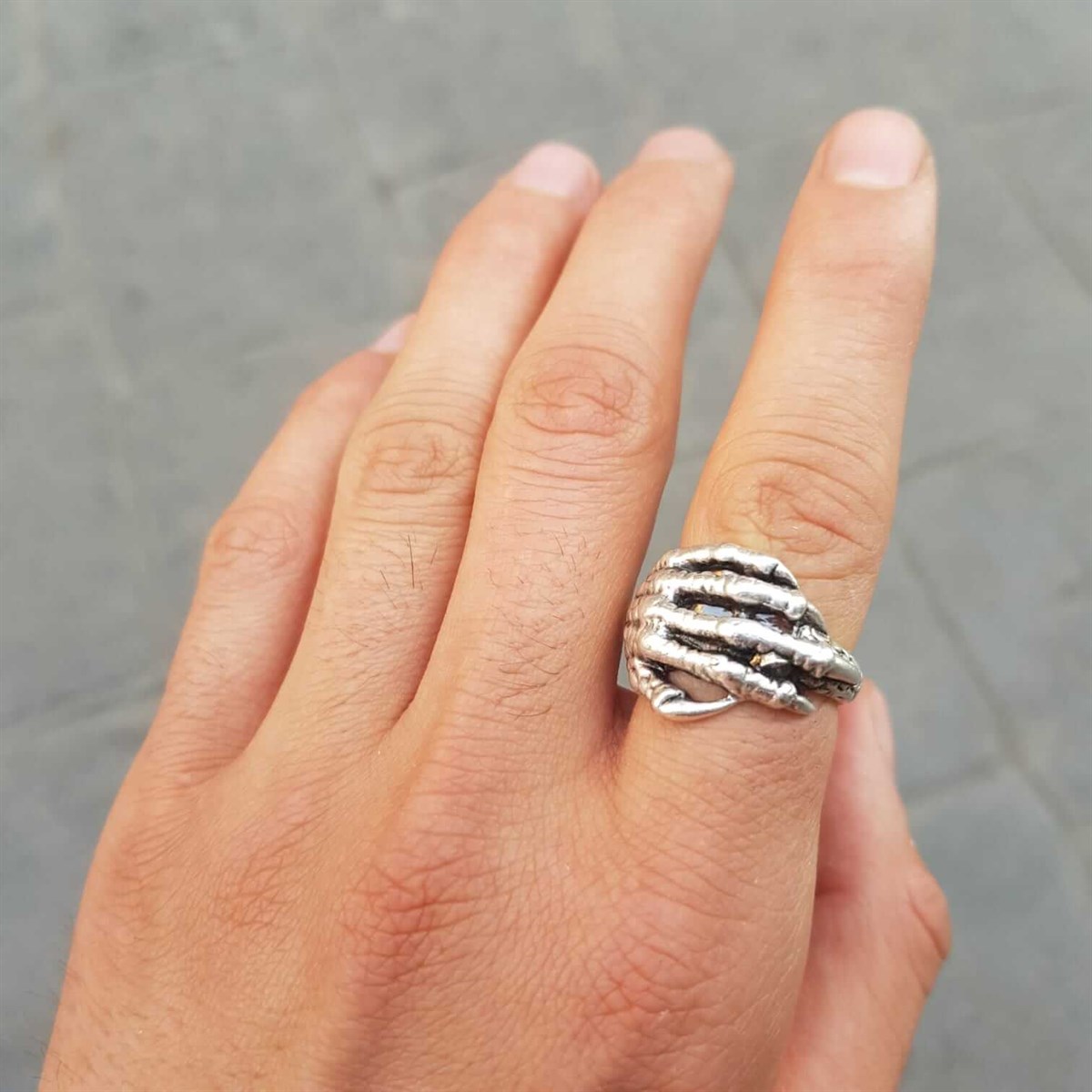Touz Skeleton Hand Yüzük