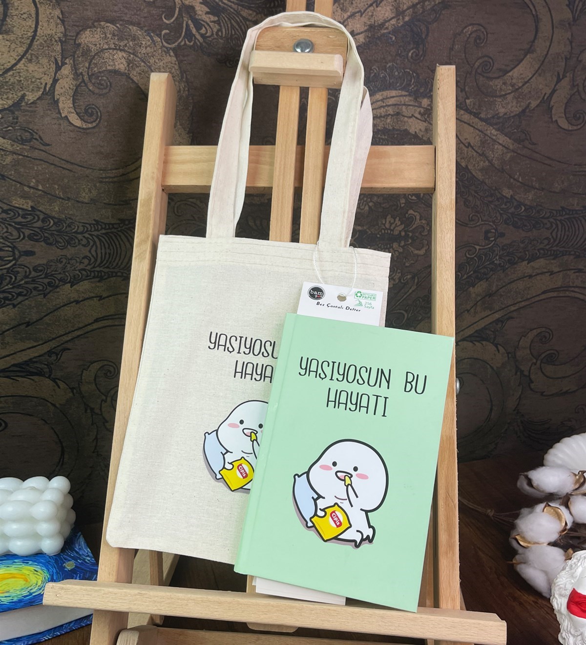 'Yaşıyosun Bu Hayatı' Kalın Kitap Görünümlü Defter Ve Bez Çanta Set