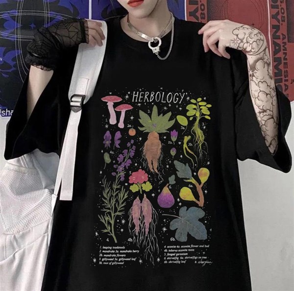 Gothic Herbology Unisex Oversize T-Shirt