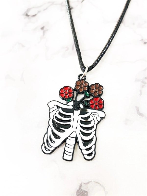 Skeleton Rib and Roses Necklace Kolye
