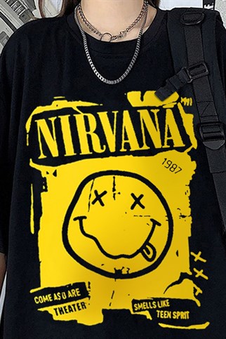 Siyah Renk Nirvana Baskılı Geniş Kesim Unisex Rock Metal T-shirt