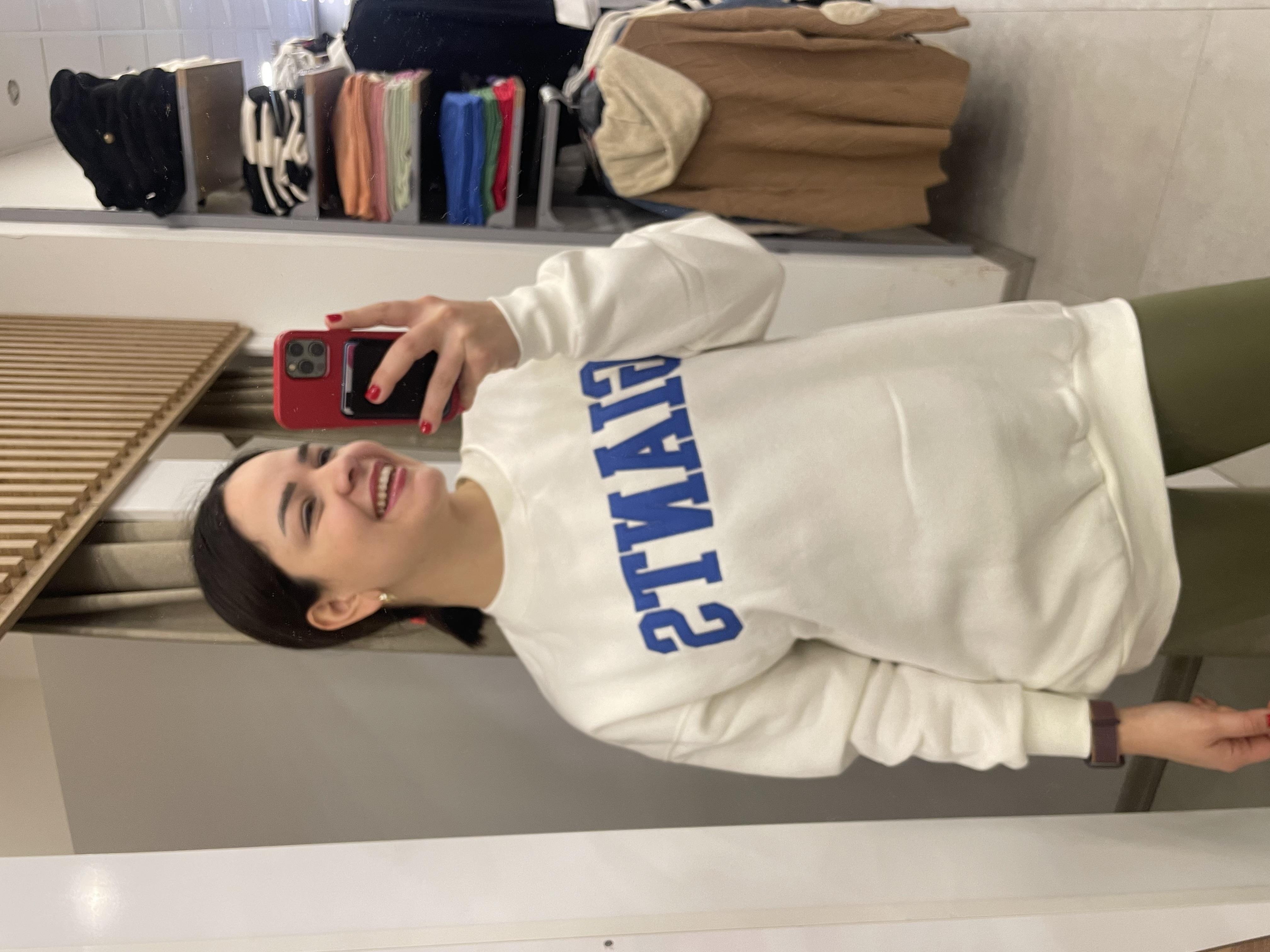 Beyaz Yazılı Sweatshirt