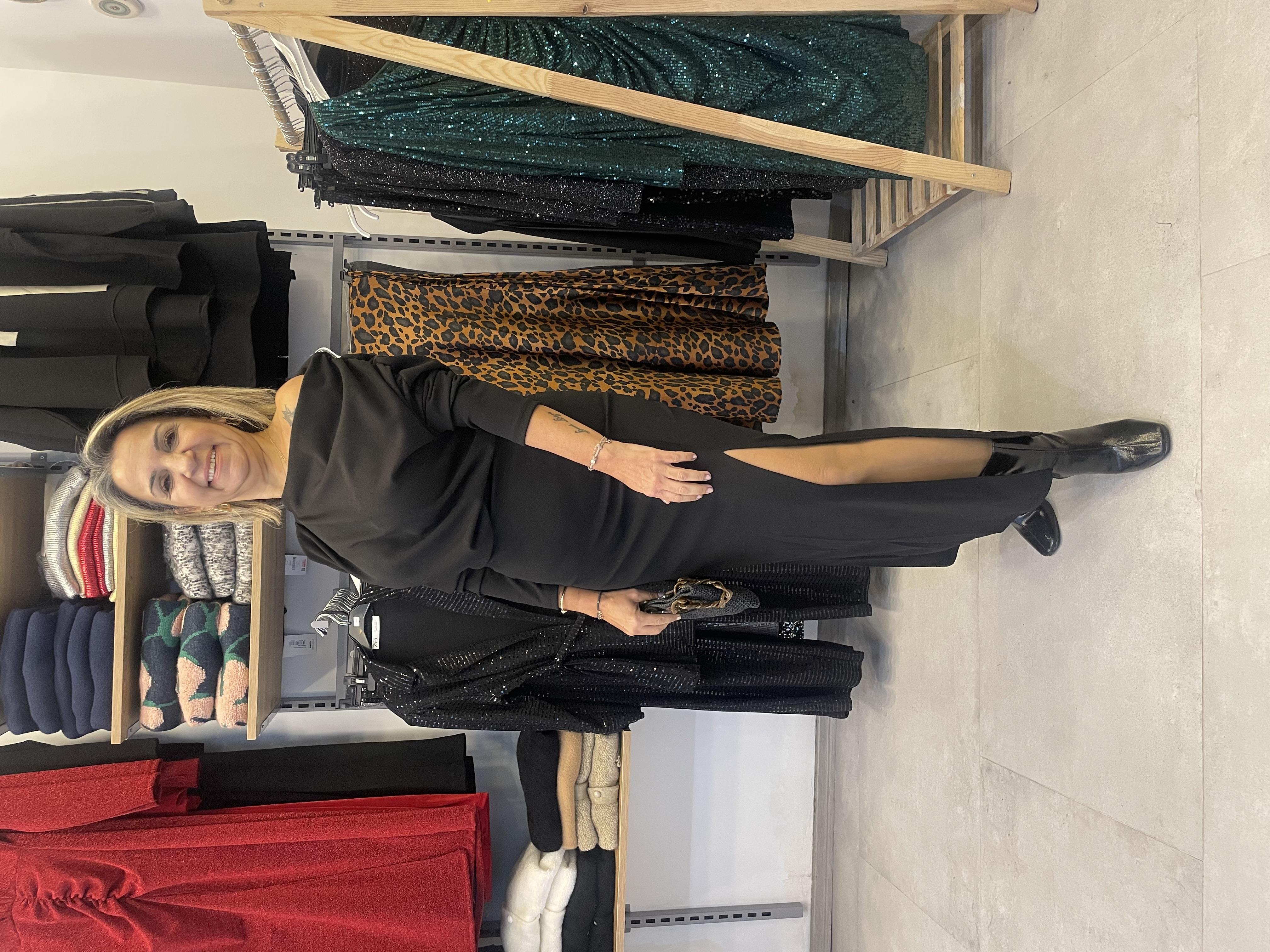 Siyah Drape Detaylı Elbise 