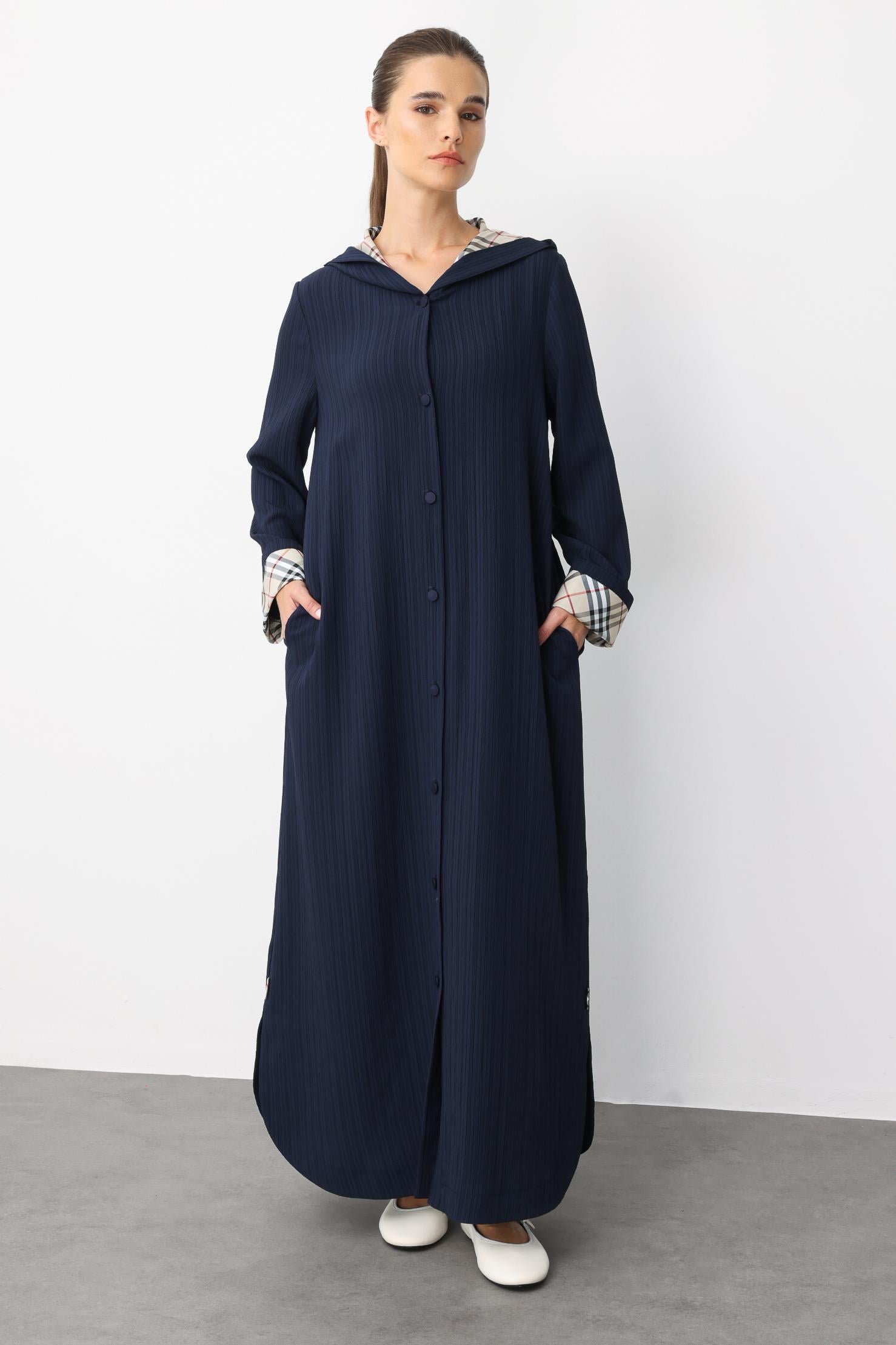 2025-2026 Tesettür Moda Trendleri: En Çok Tercih Edilen Ferace Modelleri