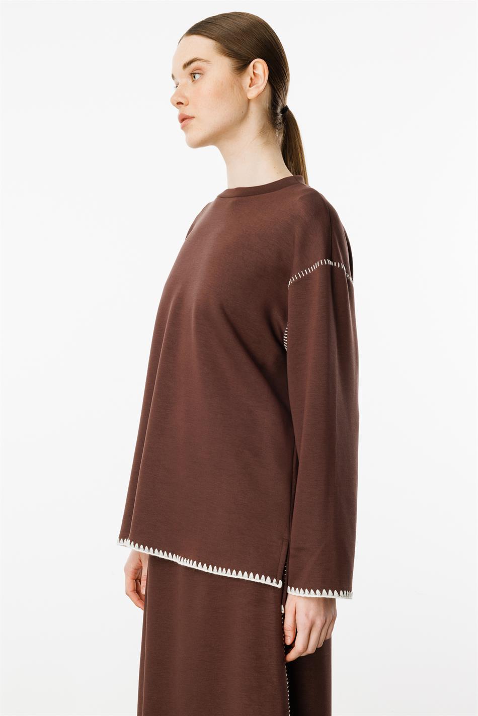 Chop Embroidery Knitted Skirt Set