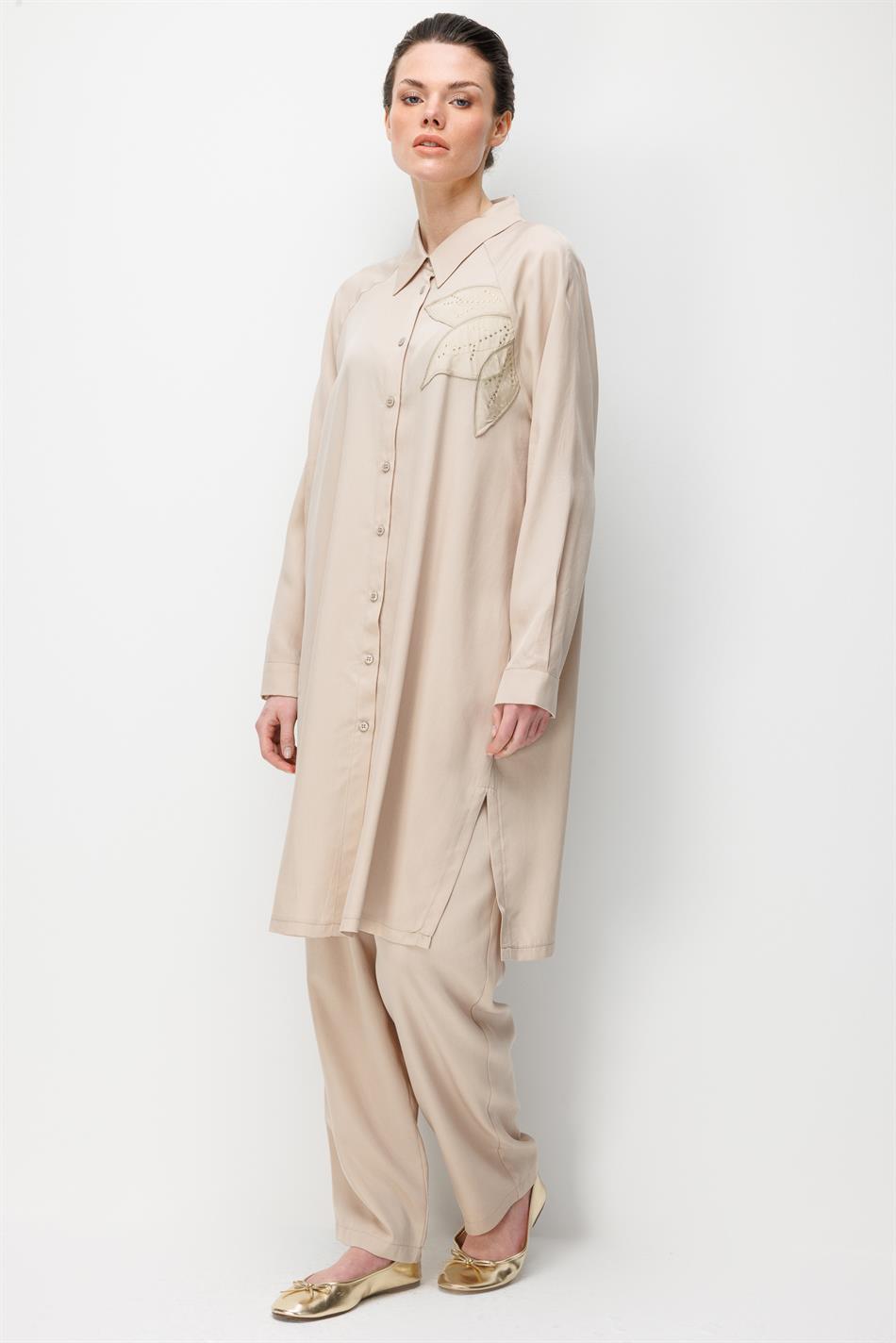 100% natuurlijke LyoCEL soepelvallende broekenset met bloemenborduurwerk en steendetails - Steen