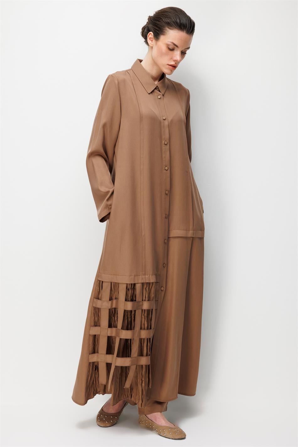 100 % natürliches LyoCEL, weich fallend, handgefertigt, allergiefrei, detailreich verarbeitet – Abaya – Kaffee