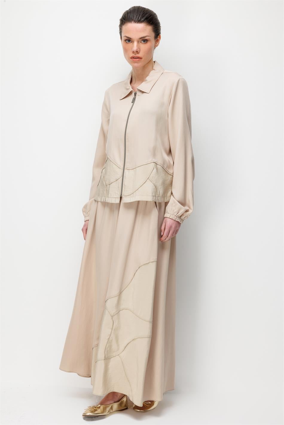100% natuurlijke LyoCEL gedrapeerde, zachte, handgemaakte geborduurde rok en maxi-jas set - versierd met steentjes