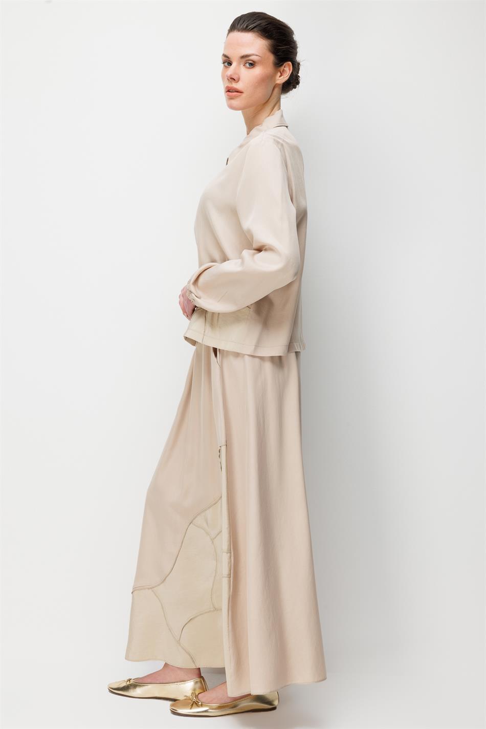 100% natuurlijke LyoCEL gedrapeerde, zachte, handgemaakte geborduurde rok en maxi-jas set - versierd met steentjes