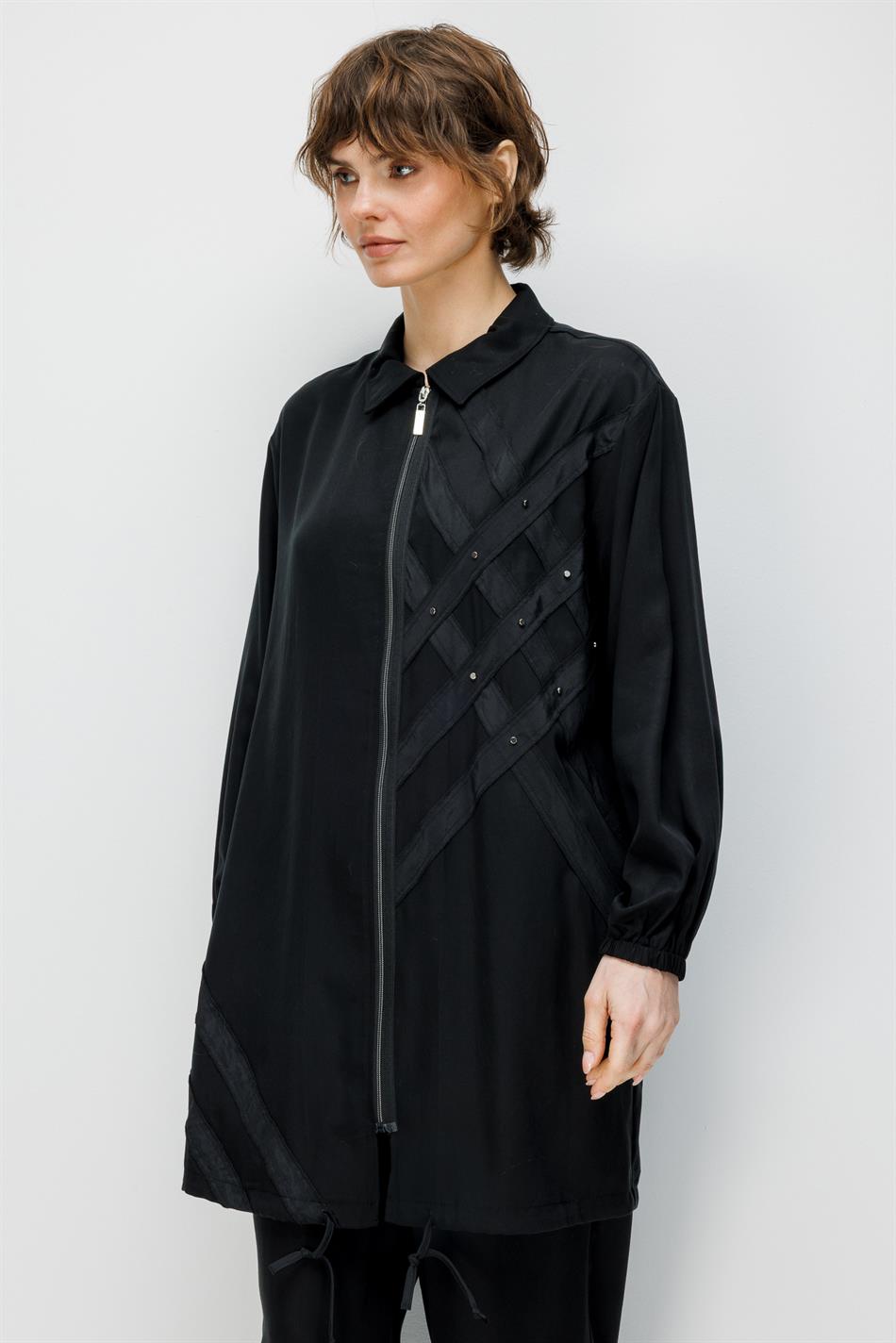 100% natuurlijke LyoCELL gedrapeerde, zachte broek met heupcoating en geweven details - Zwart