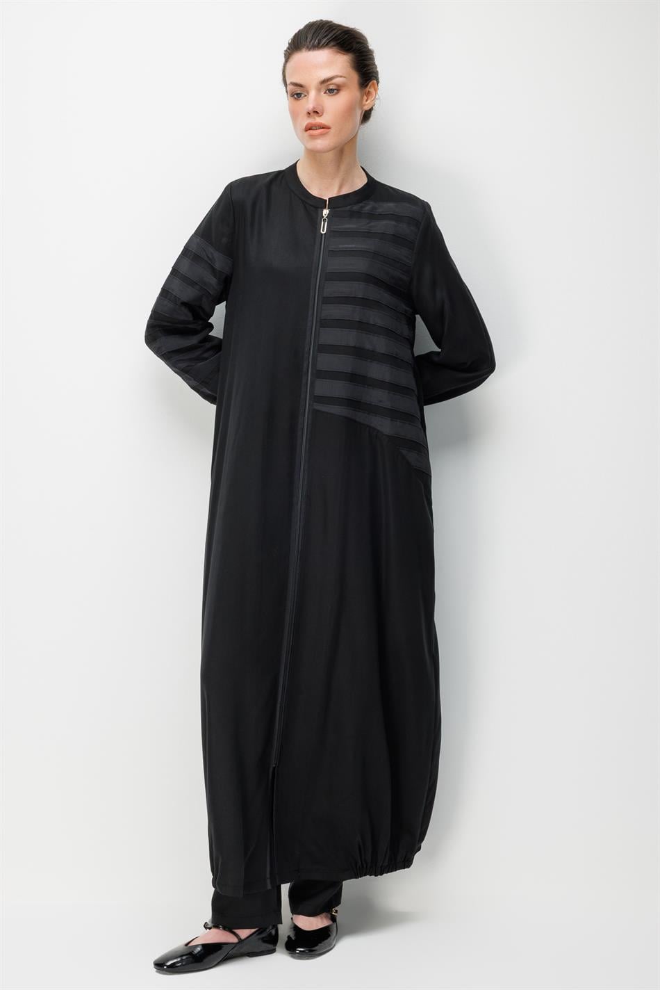 100% natuurlijke LyoCELL gedrapeerde, zachte, handgemaakte abaya met banddetails - zwart