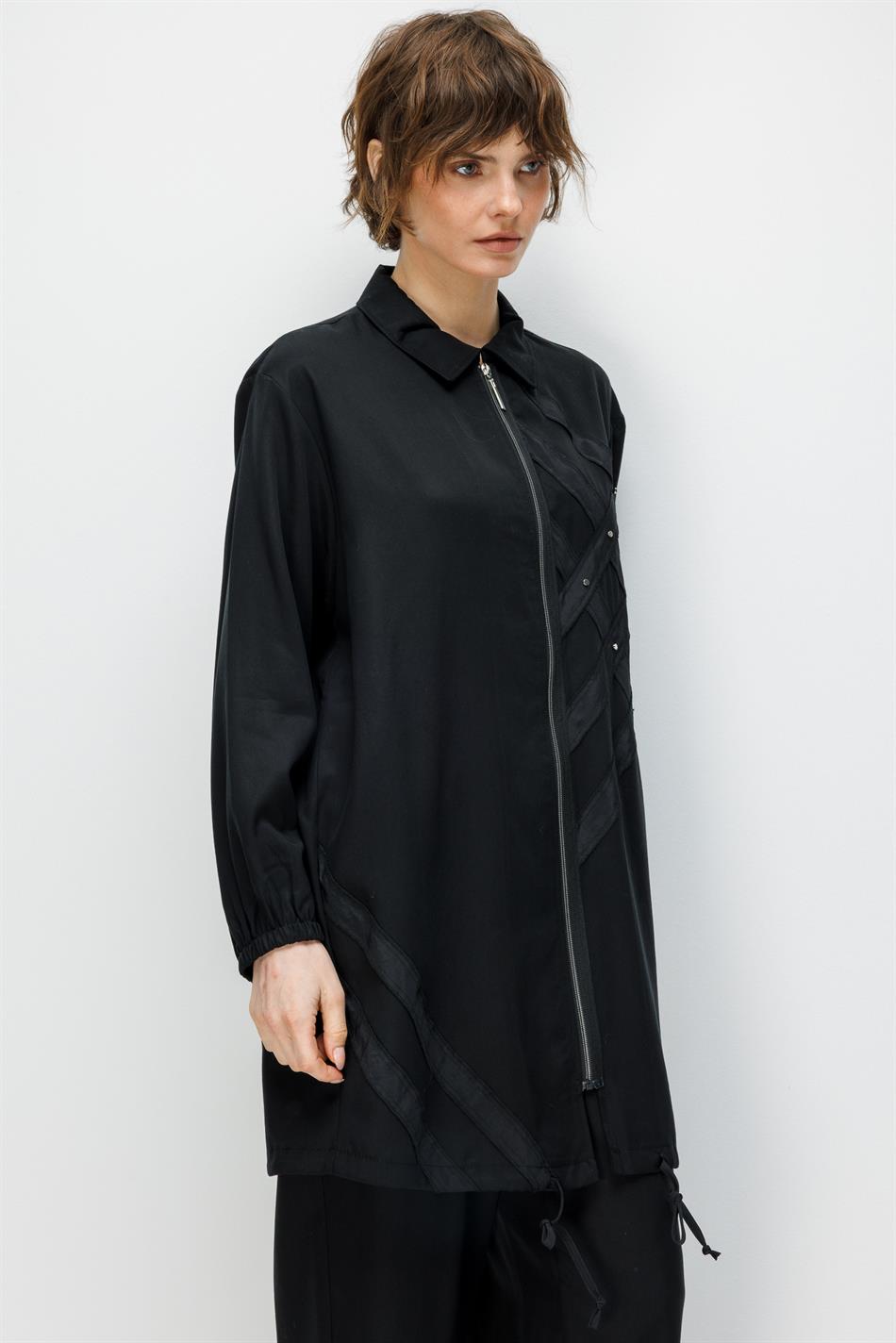 100% natuurlijke LyoCELL gedrapeerde, zachte broek met heupcoating en geweven details - Zwart
