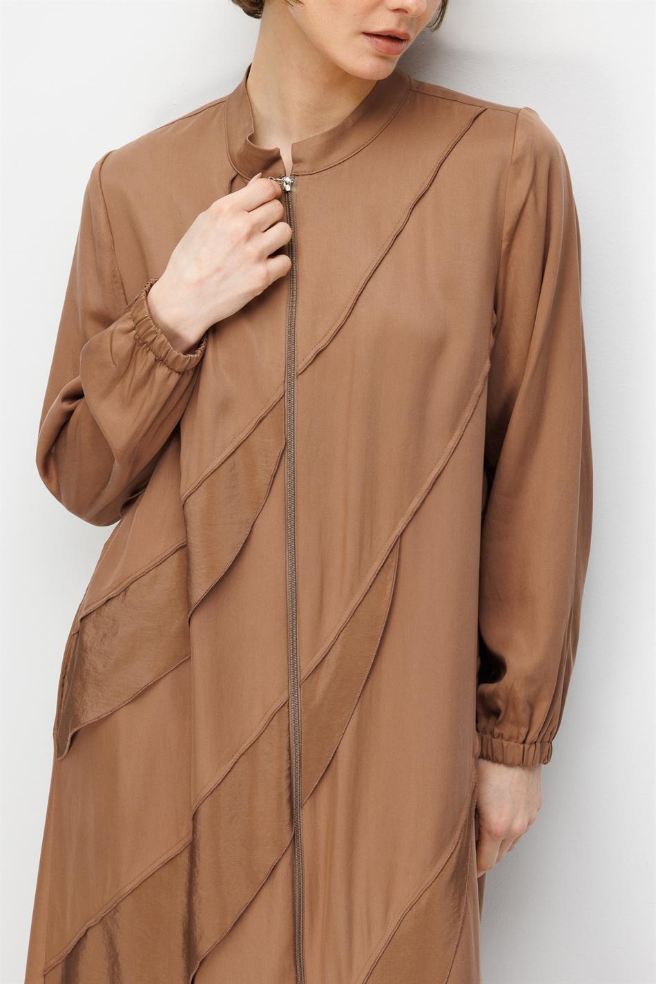 100% natuurlijke LyoCELL gedrapeerde, zachte abaya met ruches - Bruin