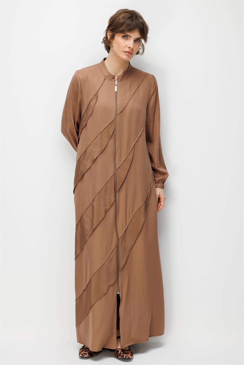 100% natuurlijke LyoCELL gedrapeerde, zachte abaya met ruches - Bruin