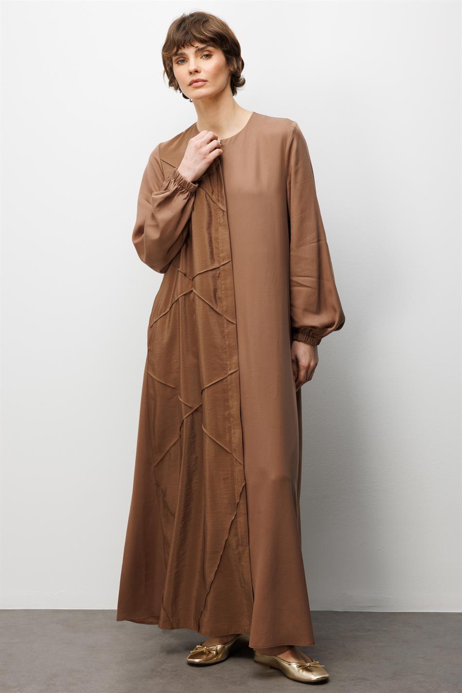 %100 Doğal LyoCELL ile Dökümlü Soft Hissiyat Rahat Kalıp Nervur Detaylı Ferace-Kahve