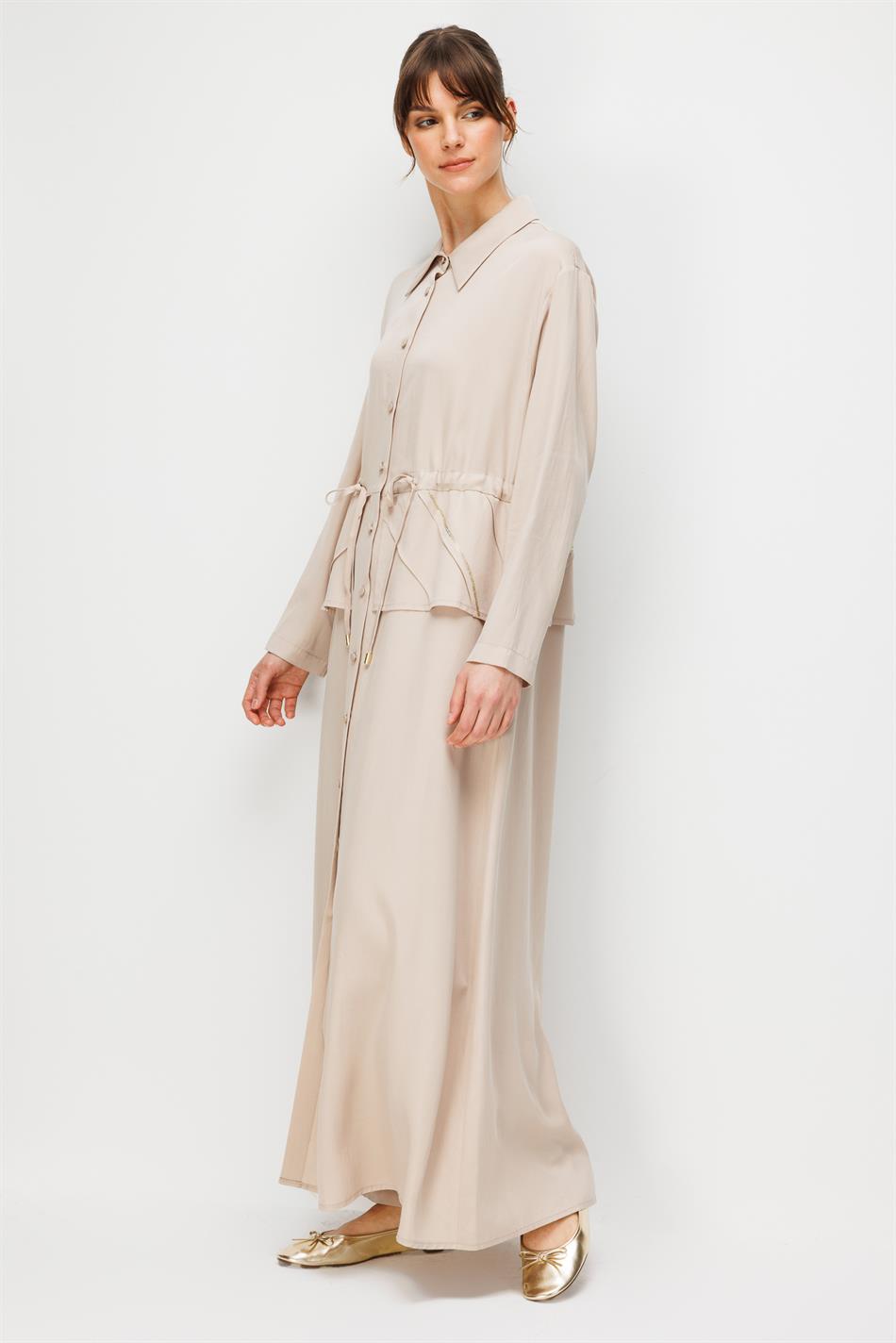 %100 Doğal LyoCELL Maxi Dökümlü Soft Kumaş Elişi Desen Nervür ve Taş İşlemeli Maxi Elbise Ferace-Taş