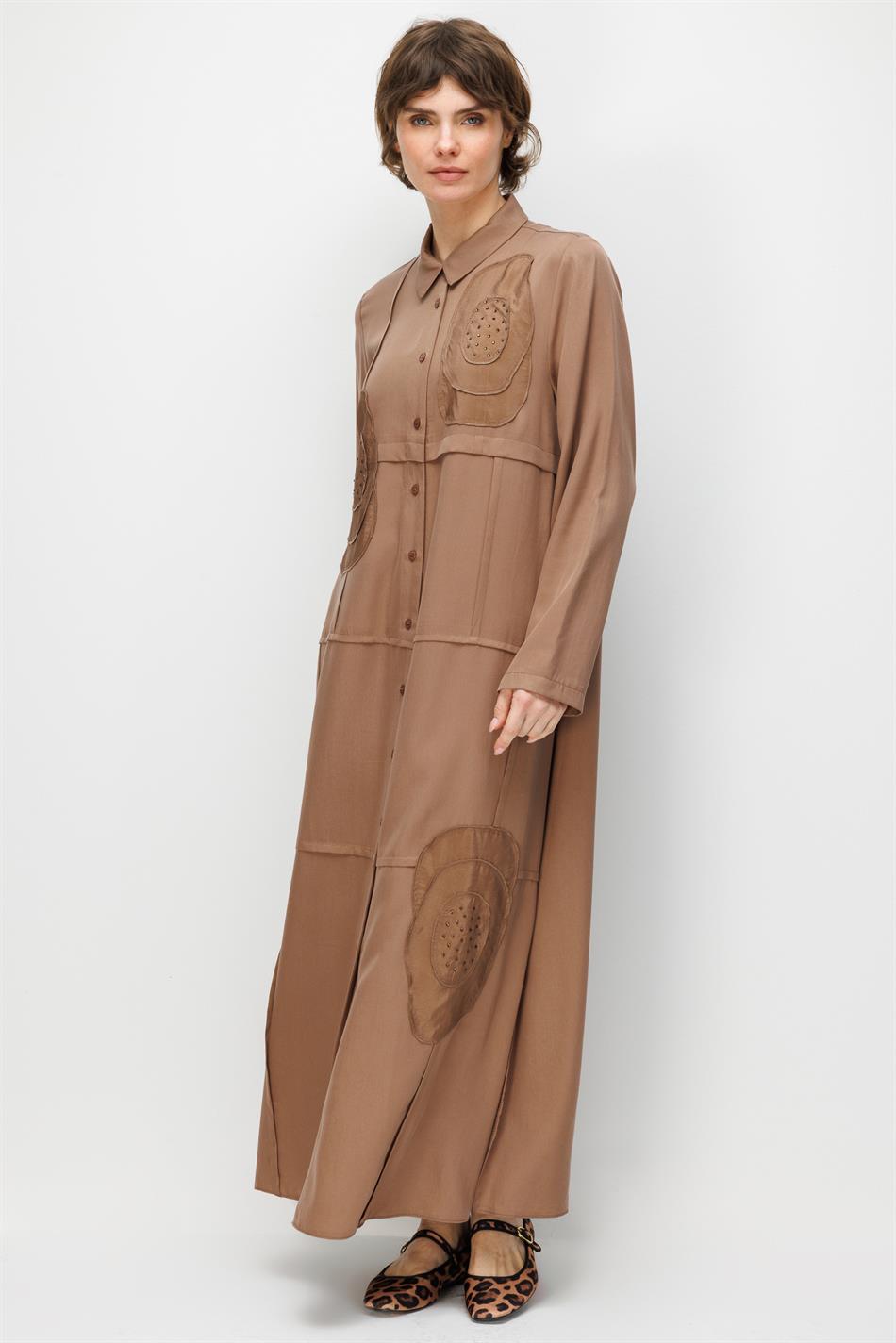 %100 Doğal LyoCELL Maxi Dökümlü Soft Kumaş Elişi Flora İşleme Detaylı Maxi Tunik Ferace-Kahve