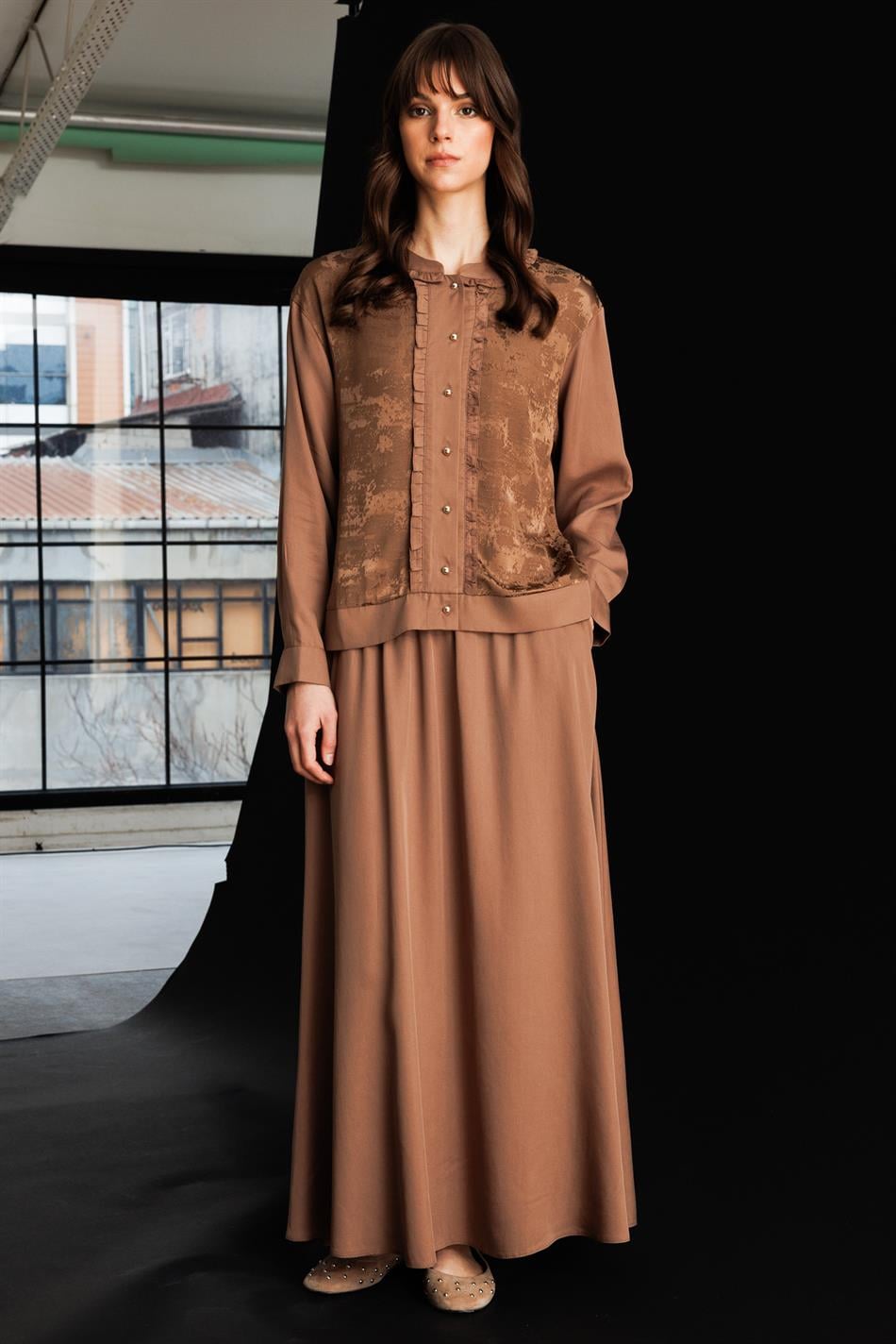 %100 Doğal LyoCELL Maxi Dökümlü Soft Kumaş Etek ve Özel Desen Geçişli Ceket Kombinli TAKIM-Kahve