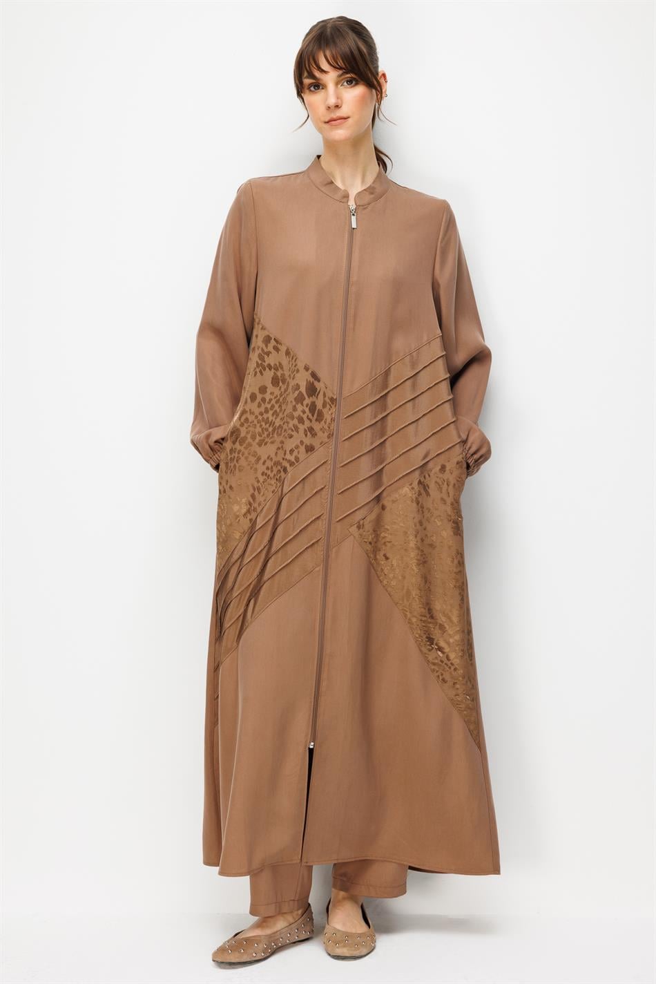 %100 Doğal LyoCELL Maxi Dökümlü Soft Kumaş Garni ve Elişi Nervür Detaylı Ferace-Kahve