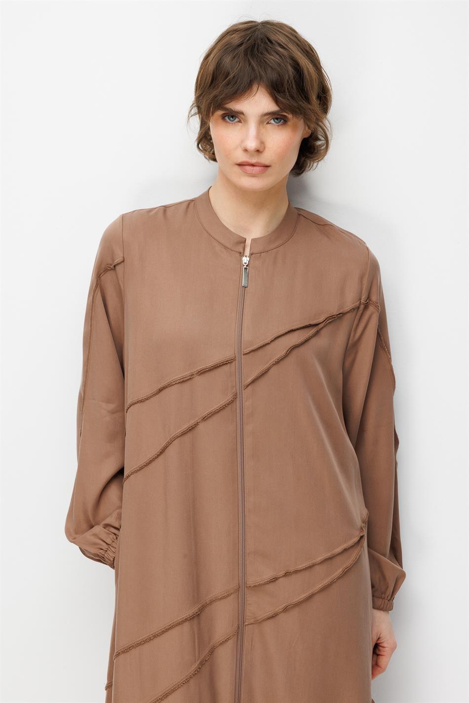 %100 Doğal LyoCELL Maxi Dökümlü Soft Kumaş Aller Ara Diikiş Detaylı Kap Ferace-Kahve