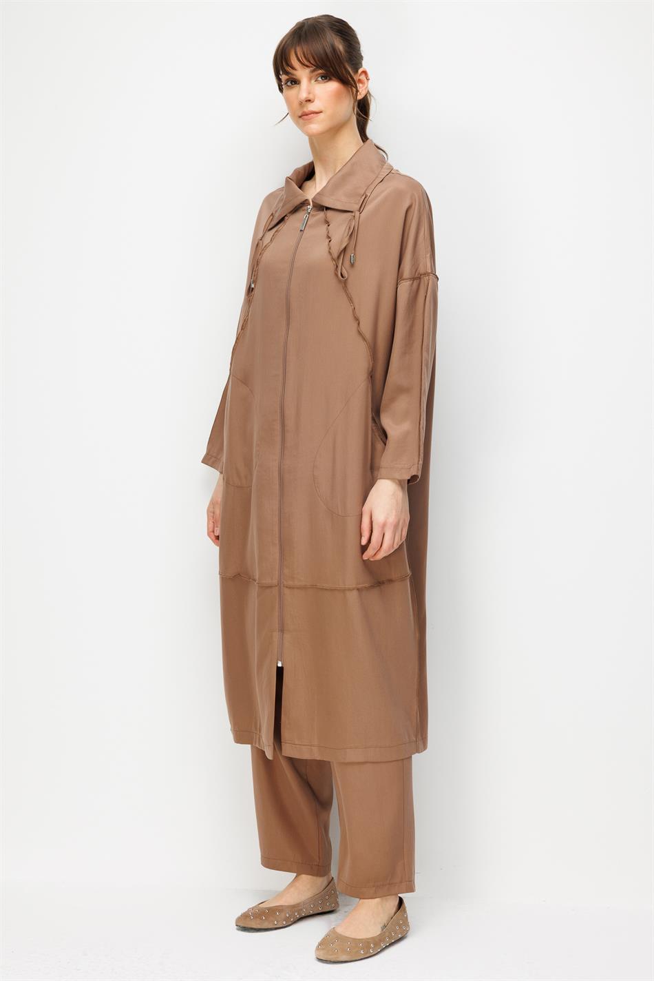 %100 Doğal LyoCELL Maxi Dökümlü Soft Kumaş Özel Dikiş Detaylı Zamansız Kap Ferace-Kahve